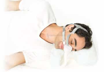 2-oreiller-ppc-a-memoire-de-forme-cpap-memory-foam-pillow-with-cooling-gel_cpap-store.ci_.jpg