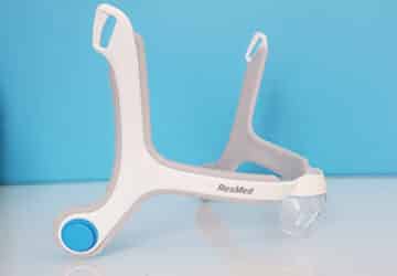 Entourage-pour-airfit-n20-resmed-de-cote_cpap-store.ci_.jpg